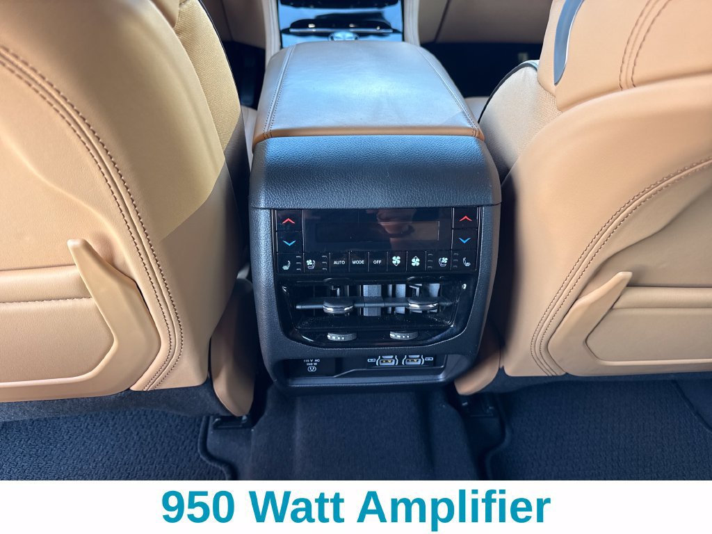 Used 2024 Jeep Grand Cherokee L Summit AWD/4WD image 11
