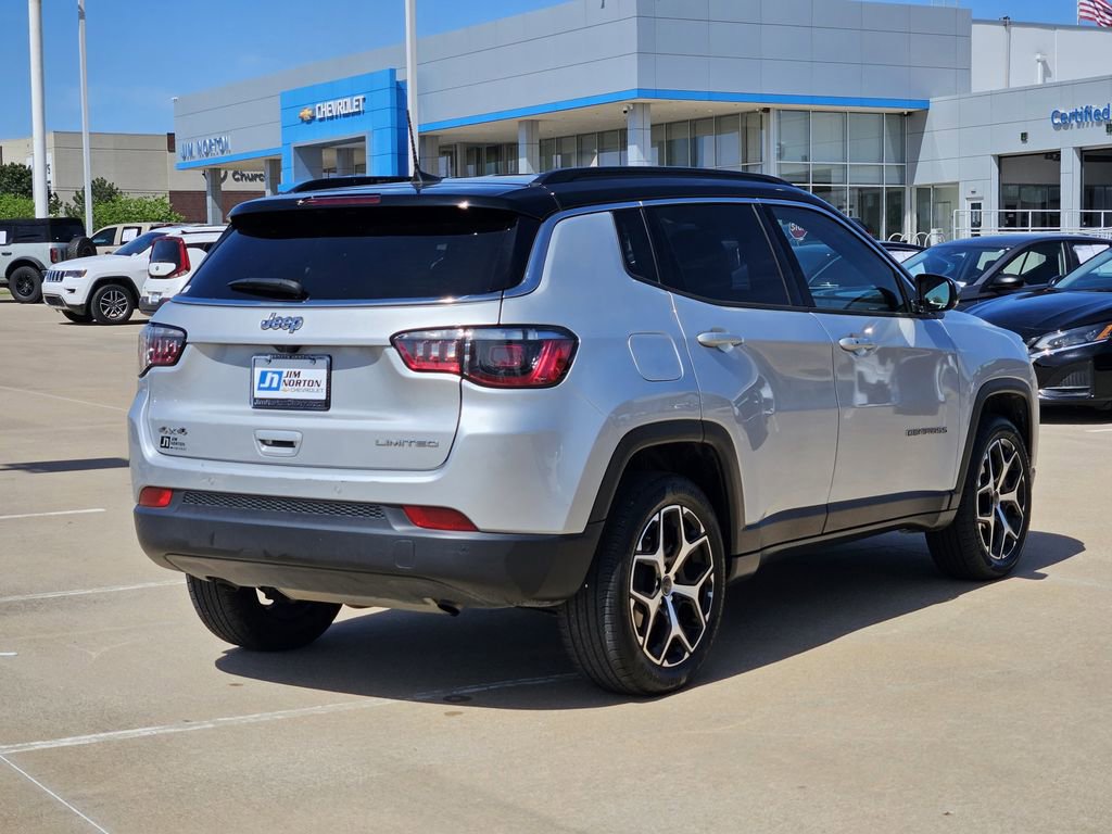 Used 2025 Jeep Compass Limited AWD/4WD image 9