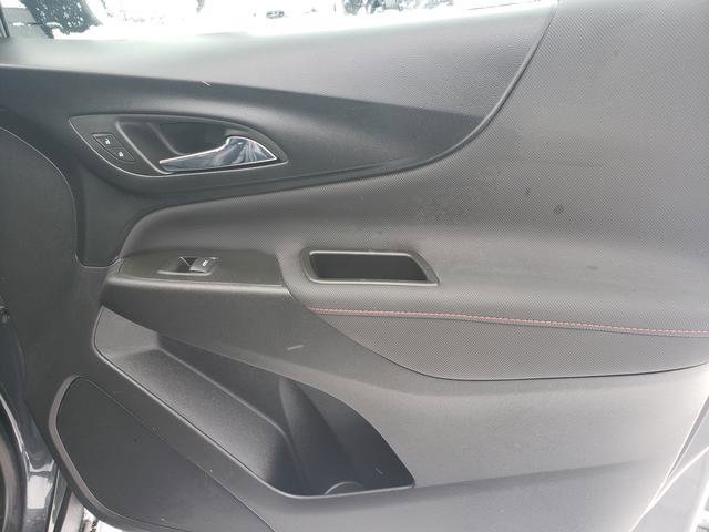 Used 2022 Chevrolet Equinox RS image 18