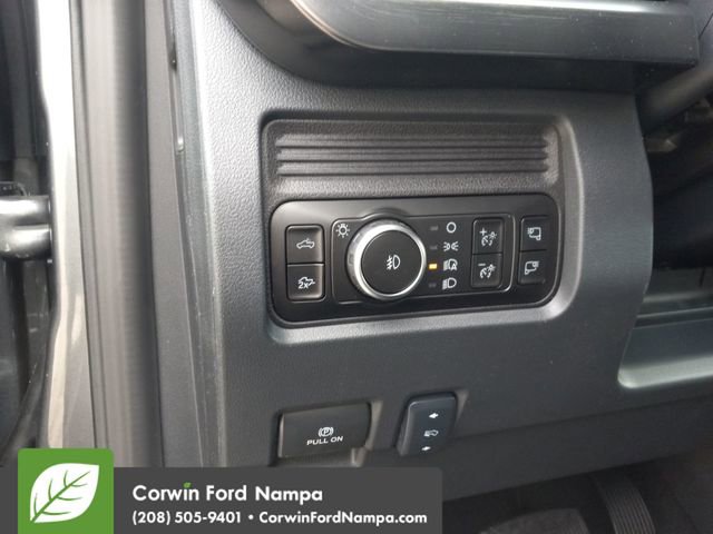 New 2026 Ford F250 Lariat w/ Black Appearance Package AWD/4WD image 13
