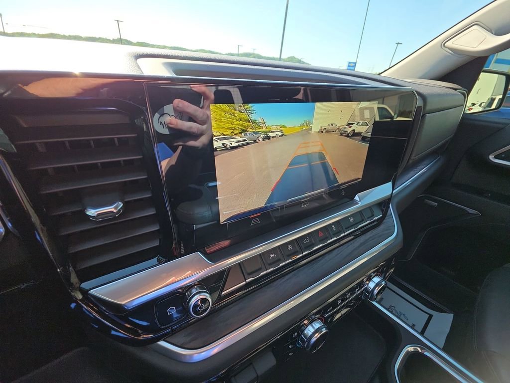 Used 2022 GMC Sierra 1500 SLT w/ SLT Premium Package image 17