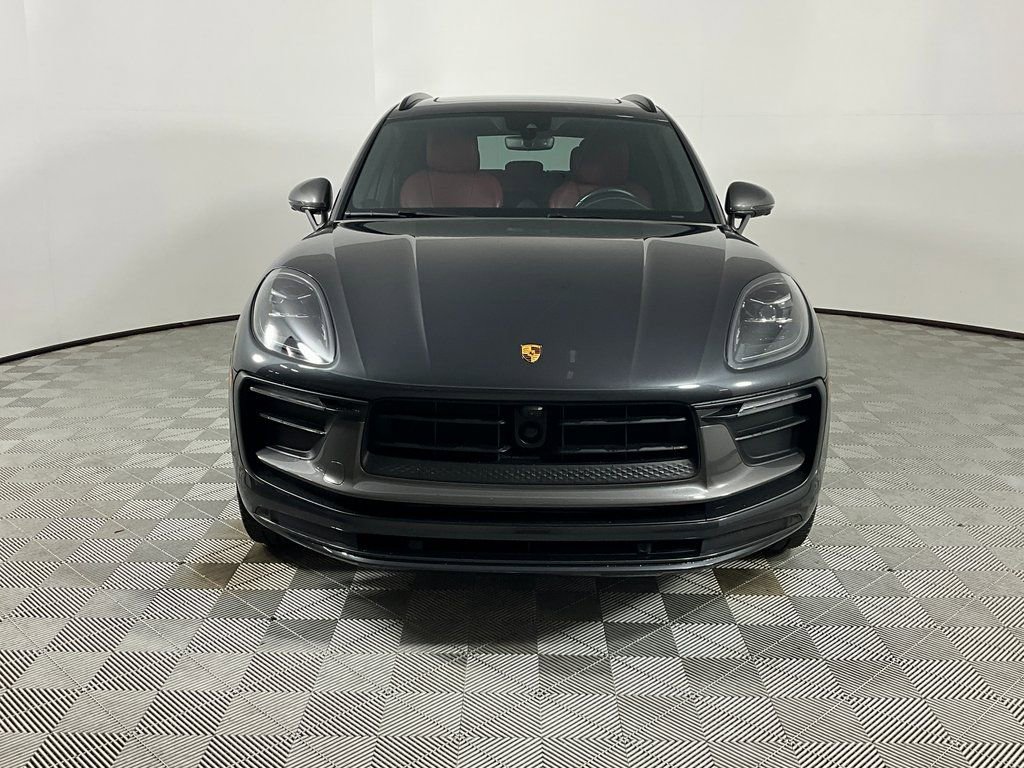 Used 2023 Porsche Macan Turbo image 7