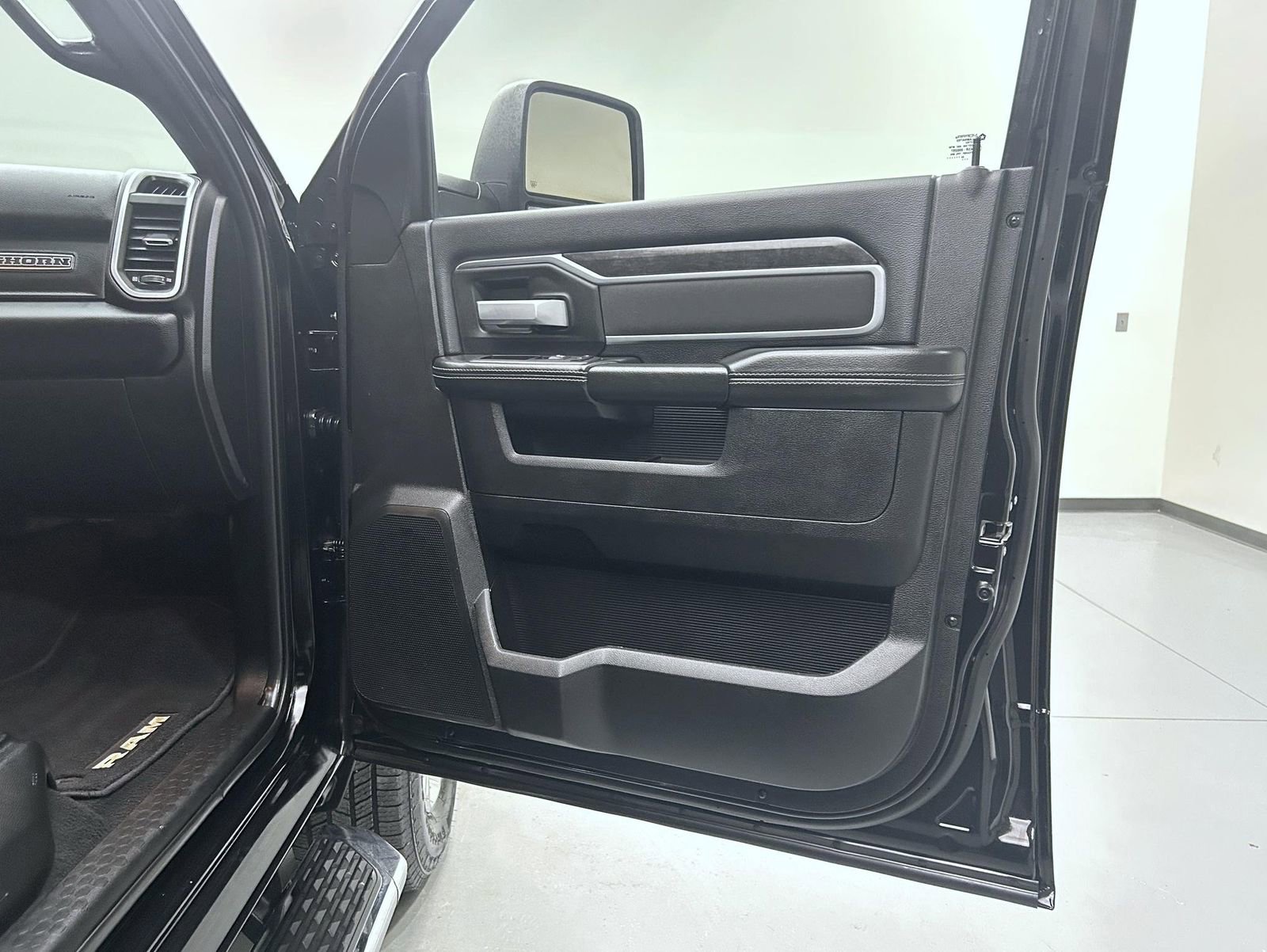 Used 2024 RAM 2500 Big Horn image 16