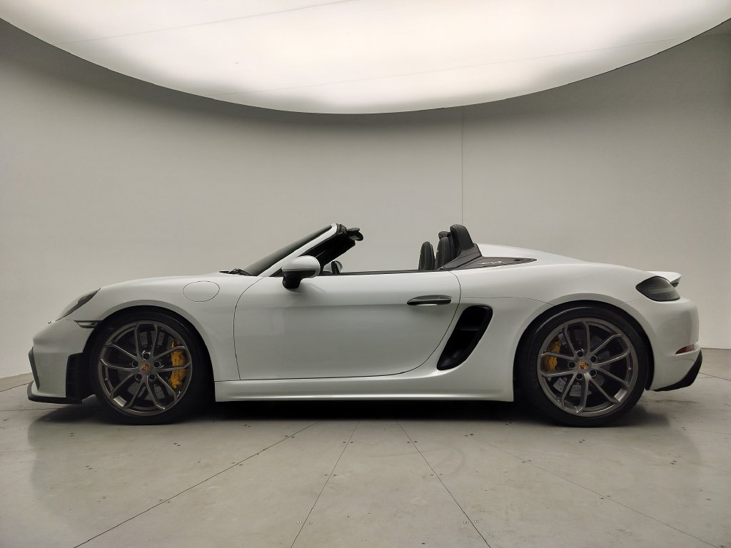 Certified 2020 Porsche 718 Boxster Spyder RWD image 2