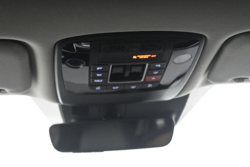 New 2026 Kia Carnival SX w/ SX Dark Edition Package FWD image 38
