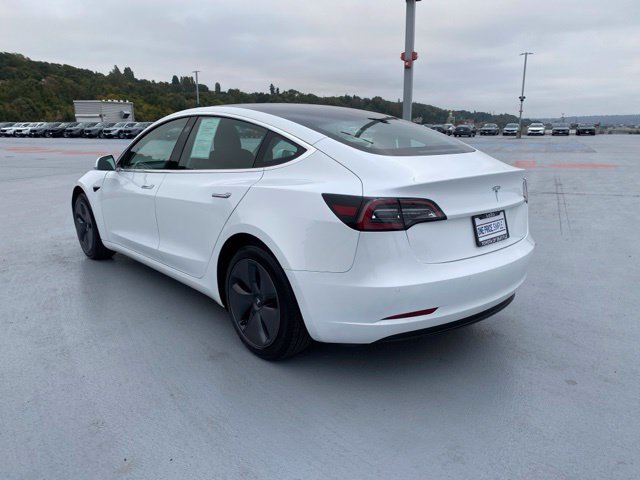 Used 2020 Tesla Model 3 Standard Range Plus RWD image 6