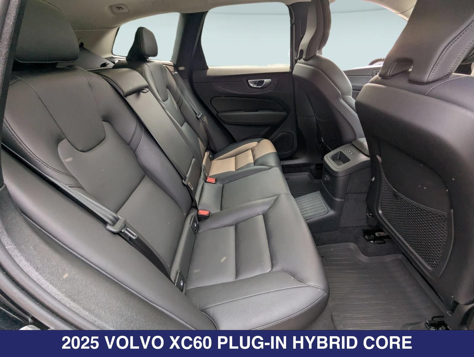 New 2025 Volvo XC60 T8 Core w/ Protection Package Premier AWD/4WD image 22