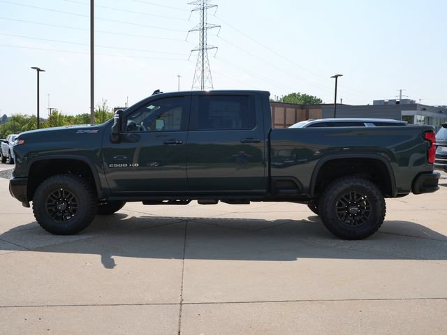 New 2026 Chevrolet Silverado 2500 ZR2 AWD/4WD image 4