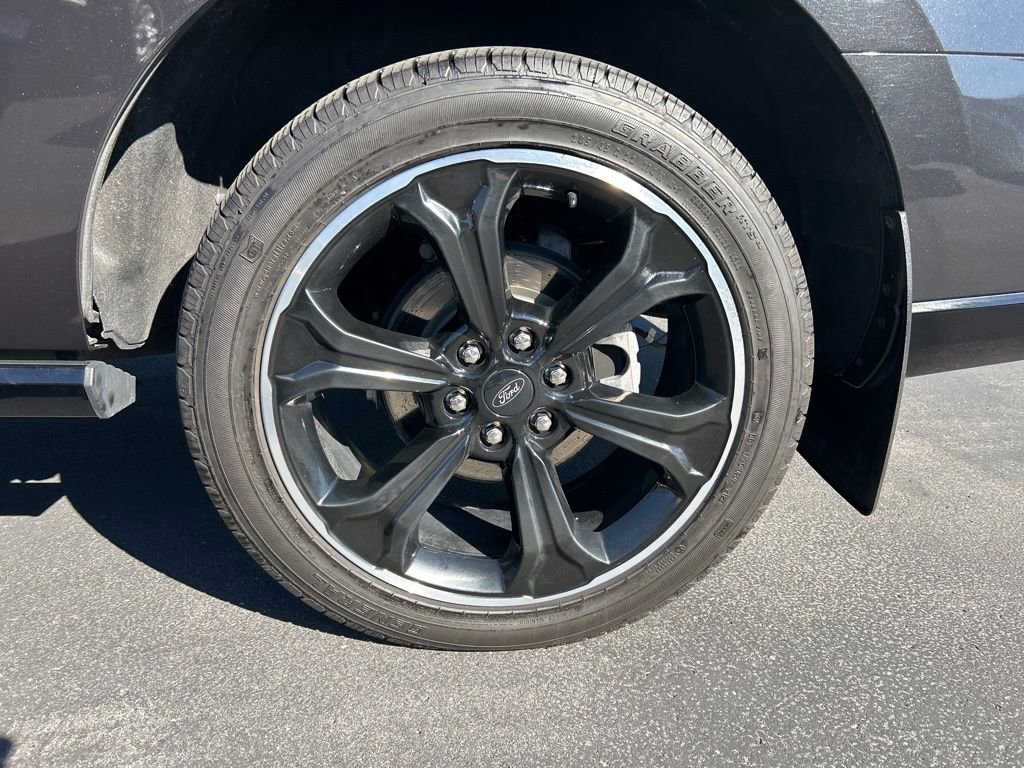 Used 2023 Ford Expedition Limited image 48