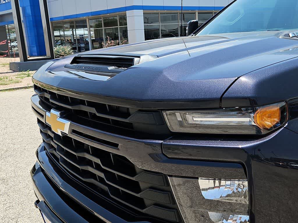 Used 2024 Chevrolet Silverado 2500 Custom w/ Custom Convenience Package AWD/4WD image 17