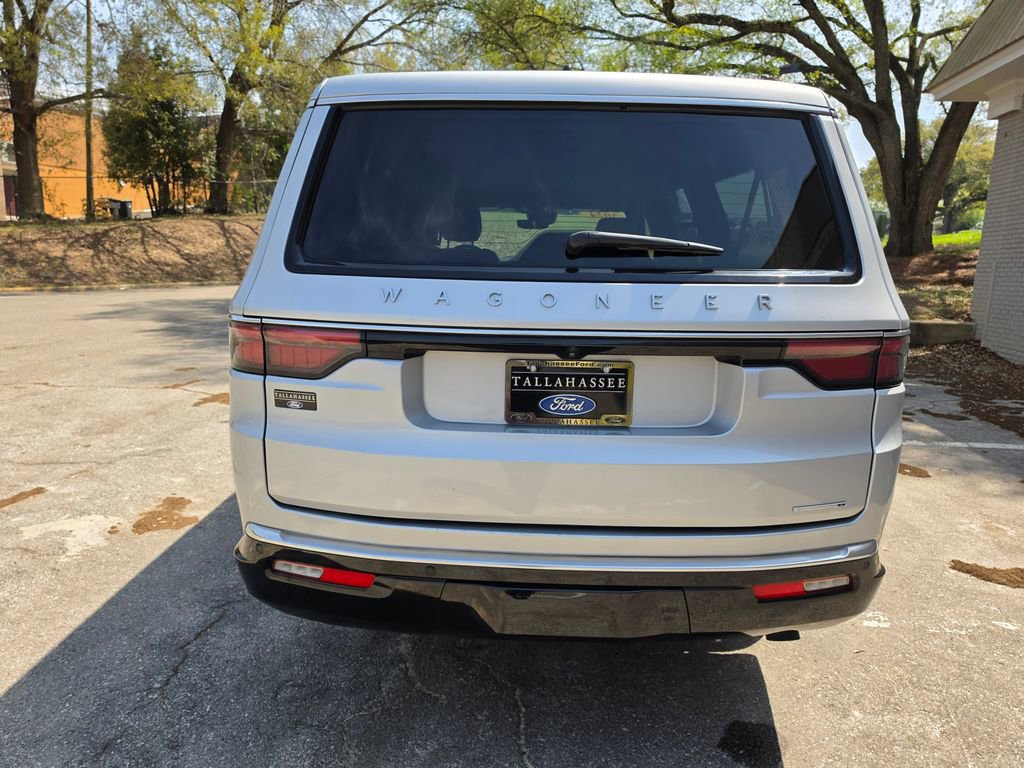 Used 2024 Jeep Wagoneer L Series II image 38