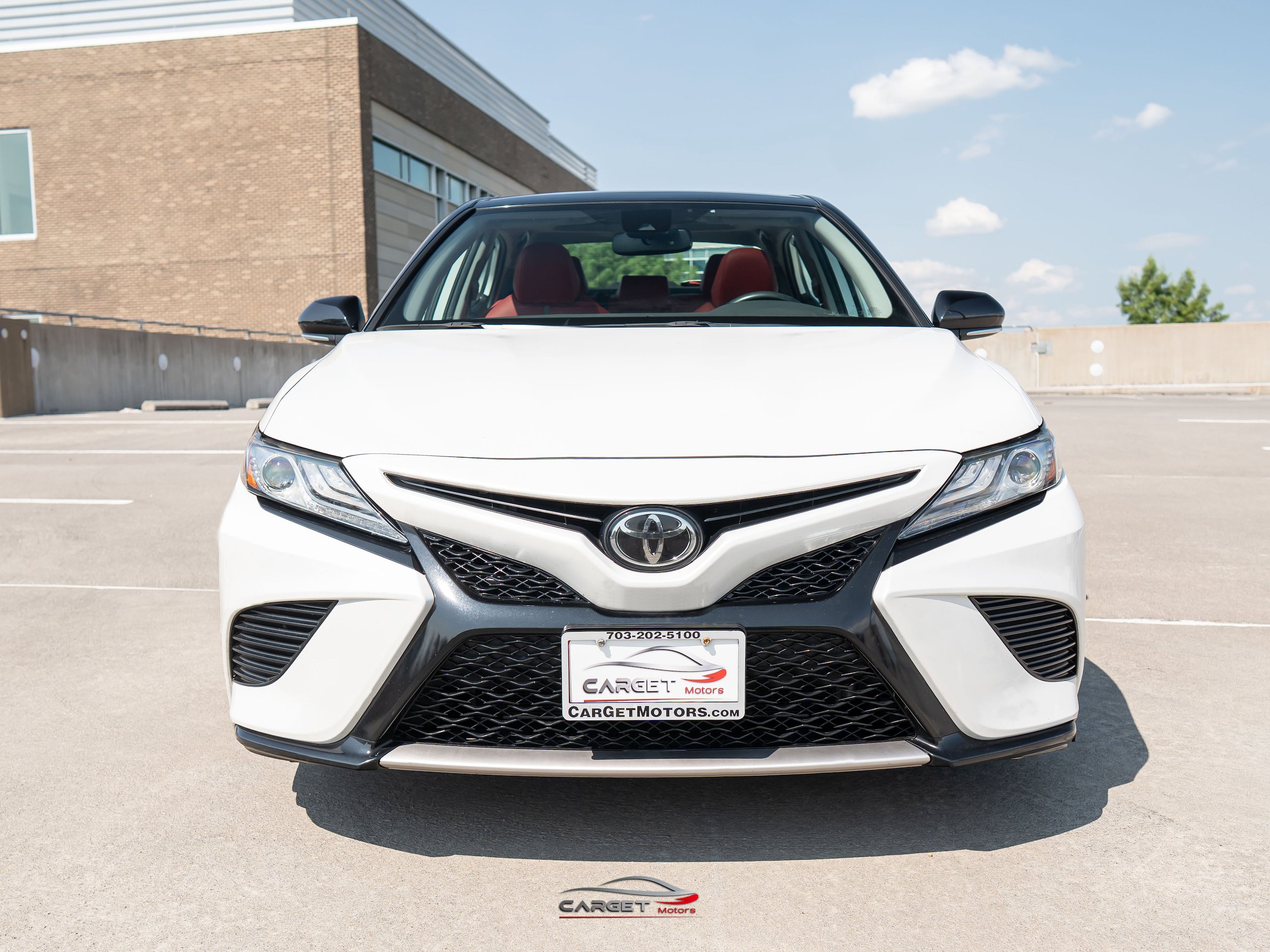 Used 2019 Toyota Camry XSE w/ Carpet Mat Package FWD image 2