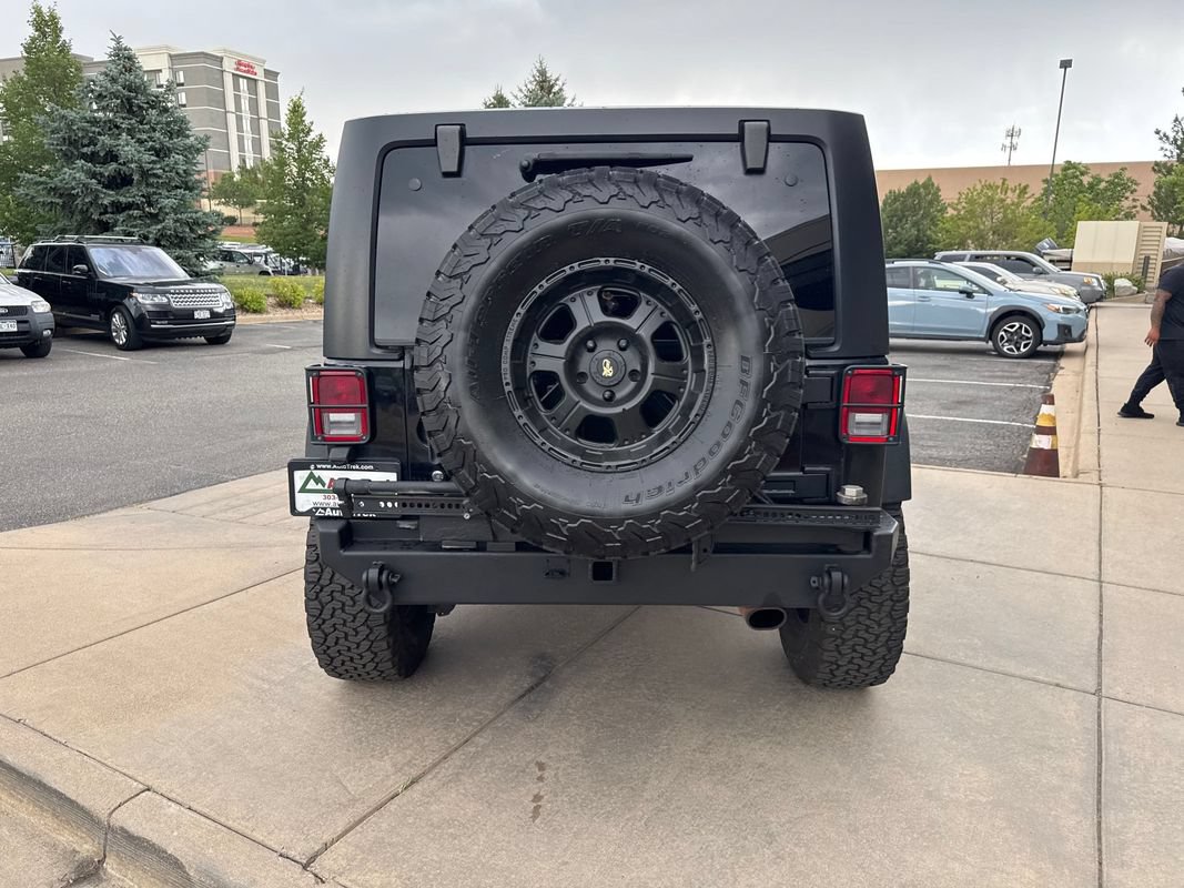 Used 2013 Jeep Wrangler Unlimited Sport AWD/4WD image 10