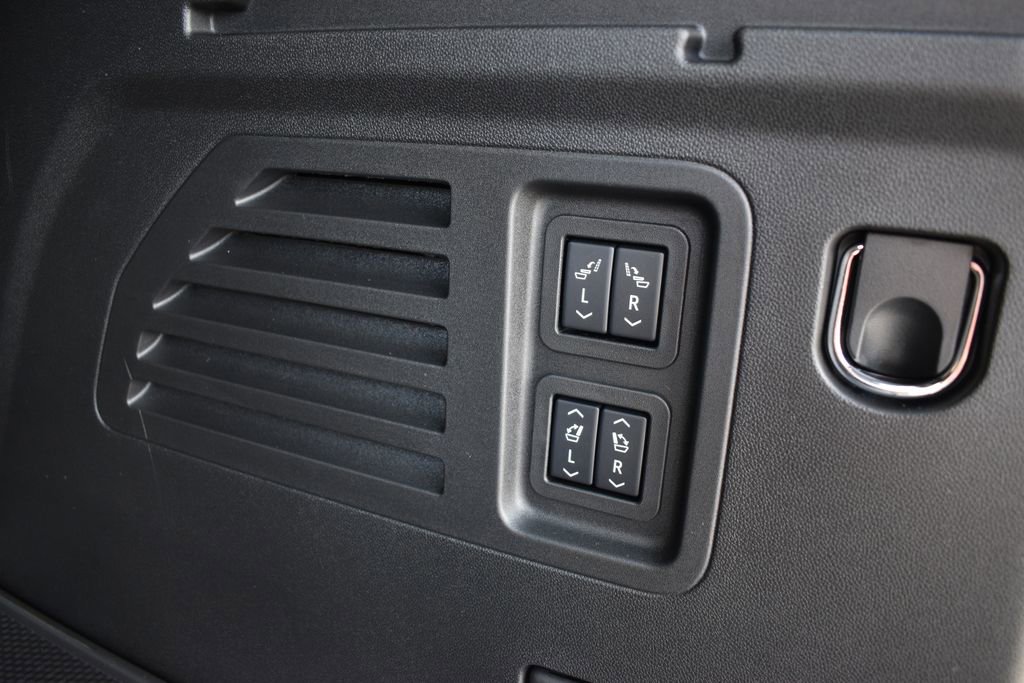 New 2026 Buick Enclave Preferred w/ Power Package image 38