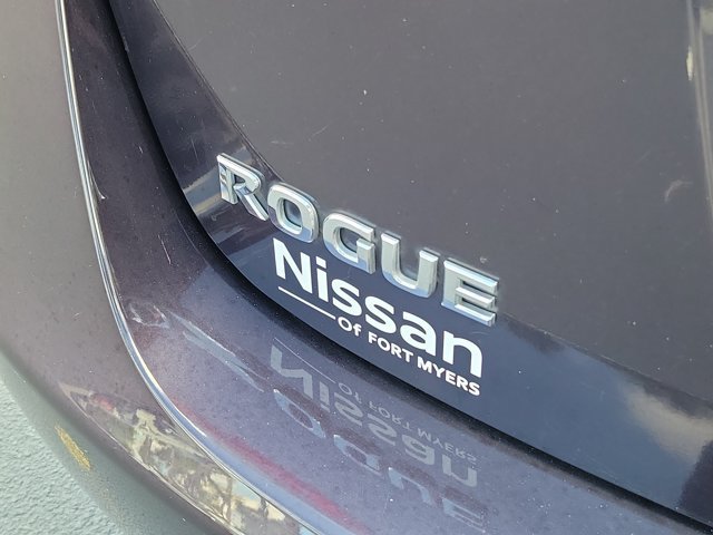Used 2013 Nissan Rogue SL AWD/4WD image 10