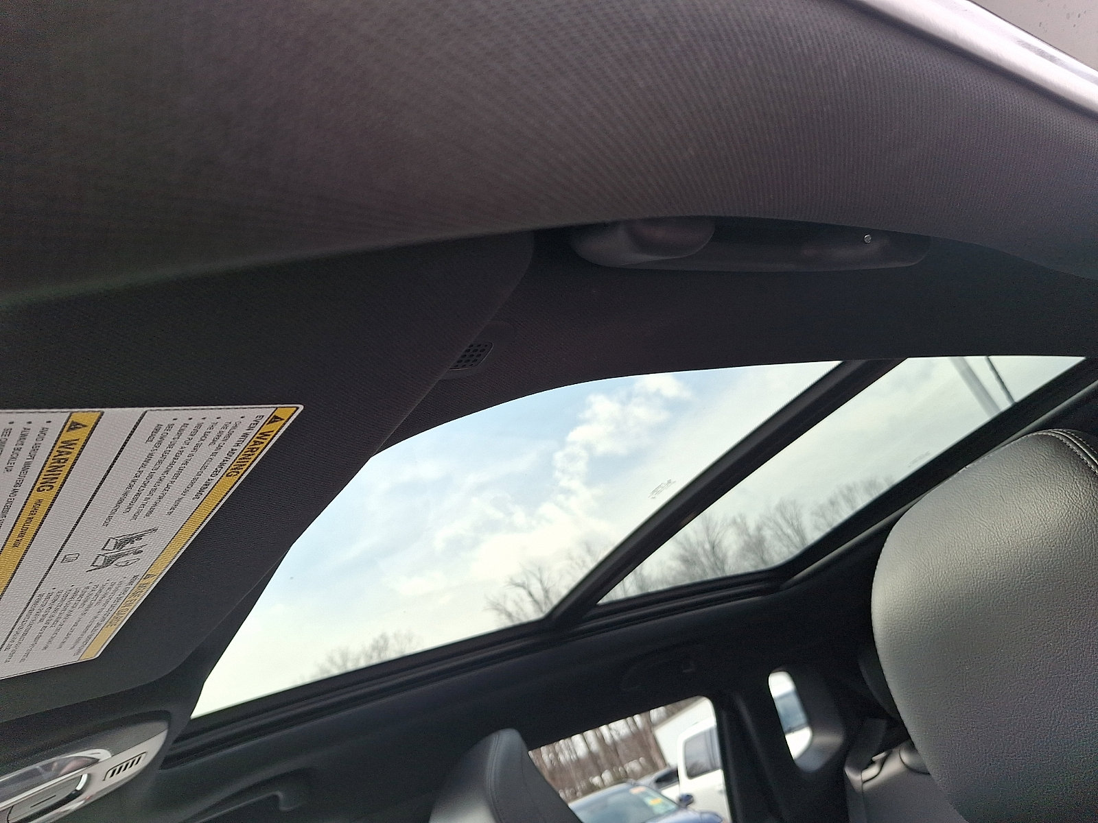 Used 2024 Jeep Compass Latitude w/ Sun and Sound Group image 14