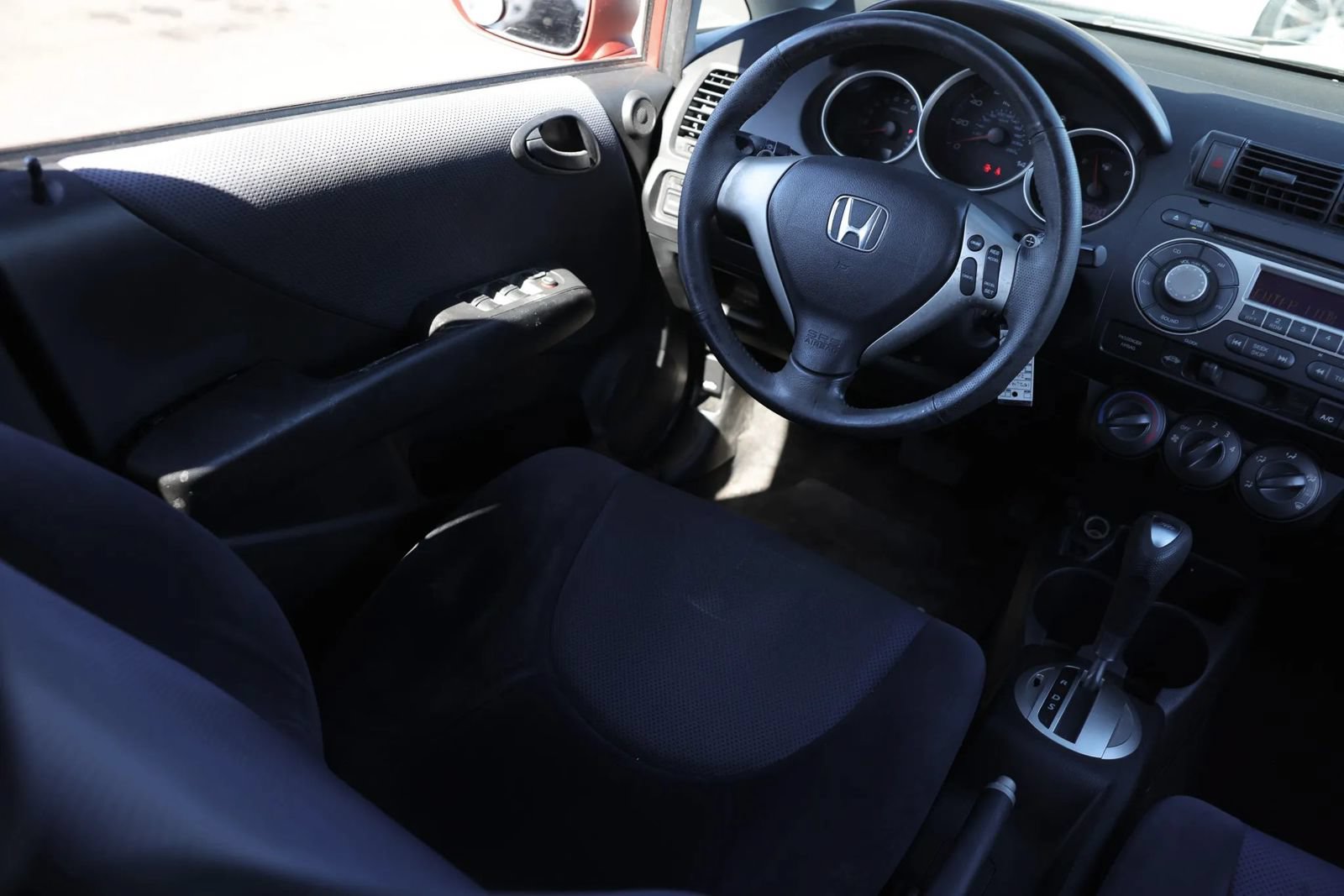 Used 2007 Honda Fit Sport image 12