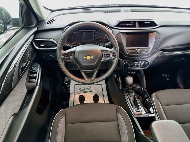 Used 2023 Chevrolet TrailBlazer LT FWD image 21