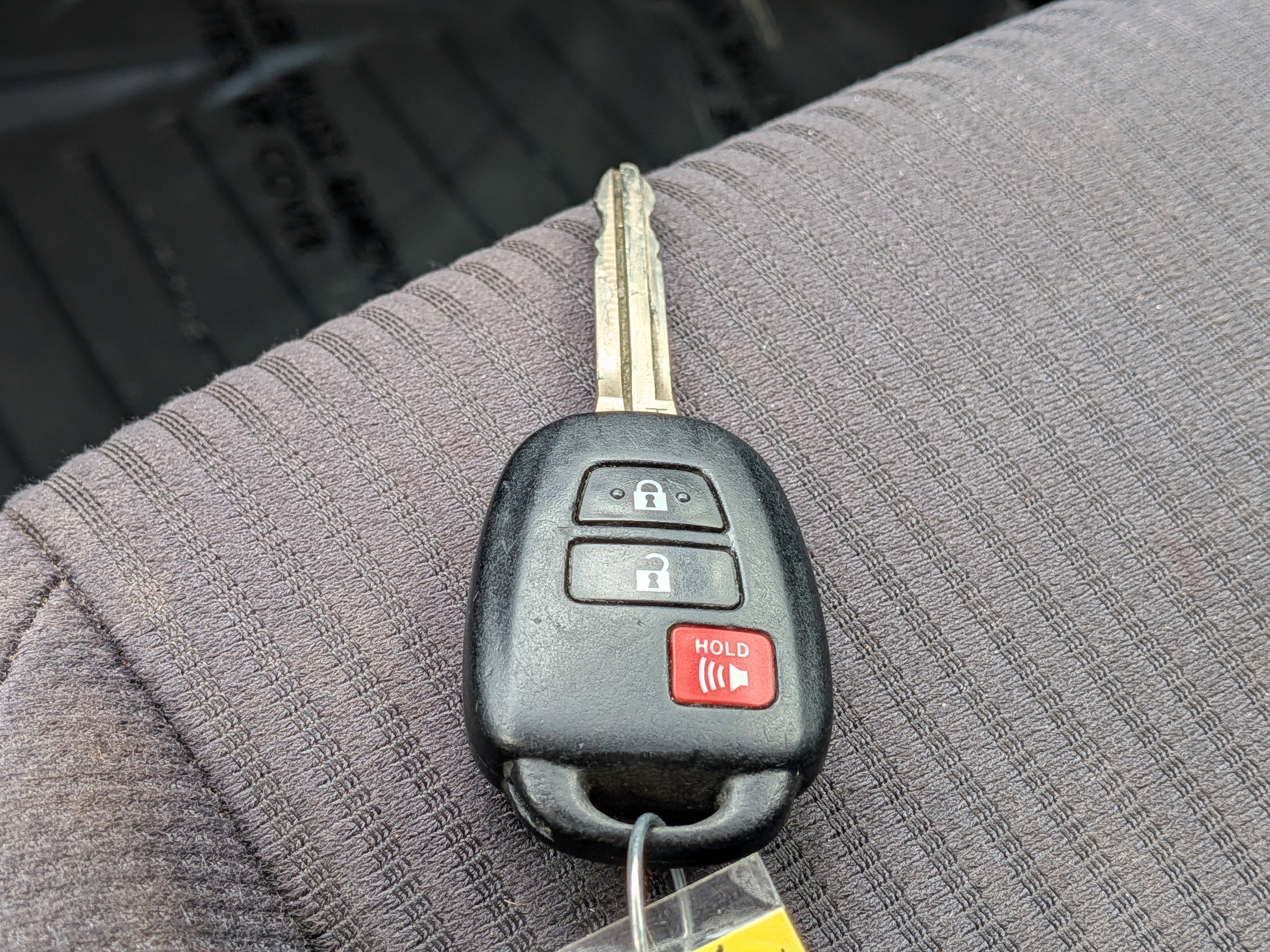 Used 2013 Toyota RAV4 XLE image 31