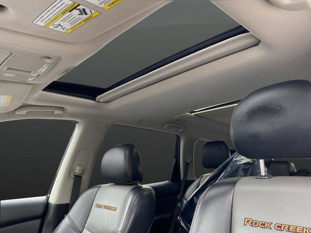 Used 2019 Nissan Pathfinder SL image 18