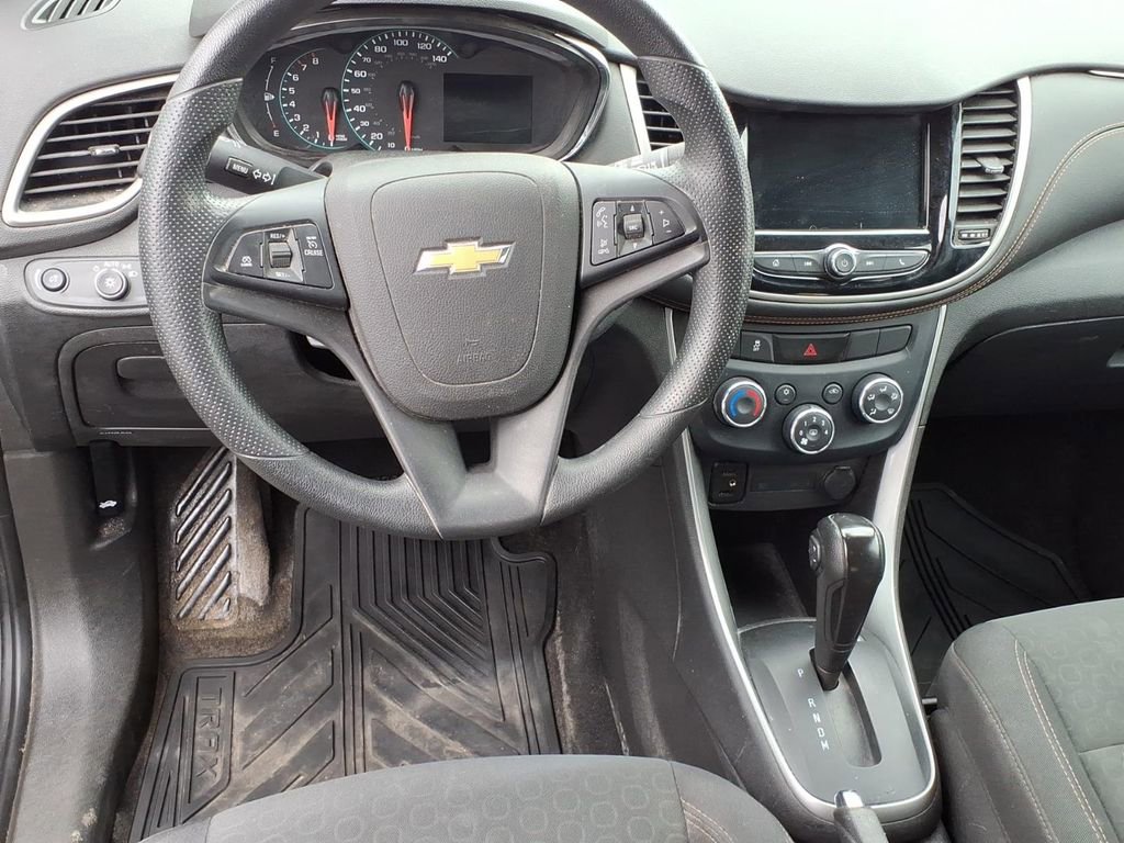 Used 2019 Chevrolet Trax LS w/ Tint and Cruise Package image 20