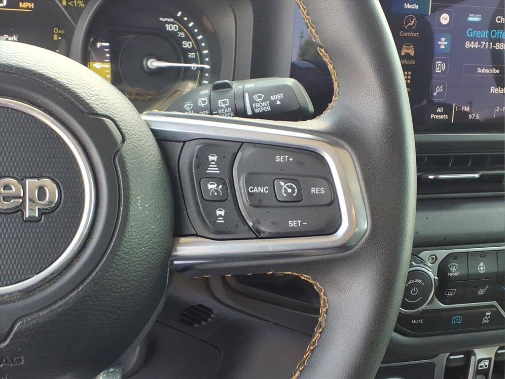 Used 2024 Jeep Wrangler Unlimited Sahara AWD/4WD image 13