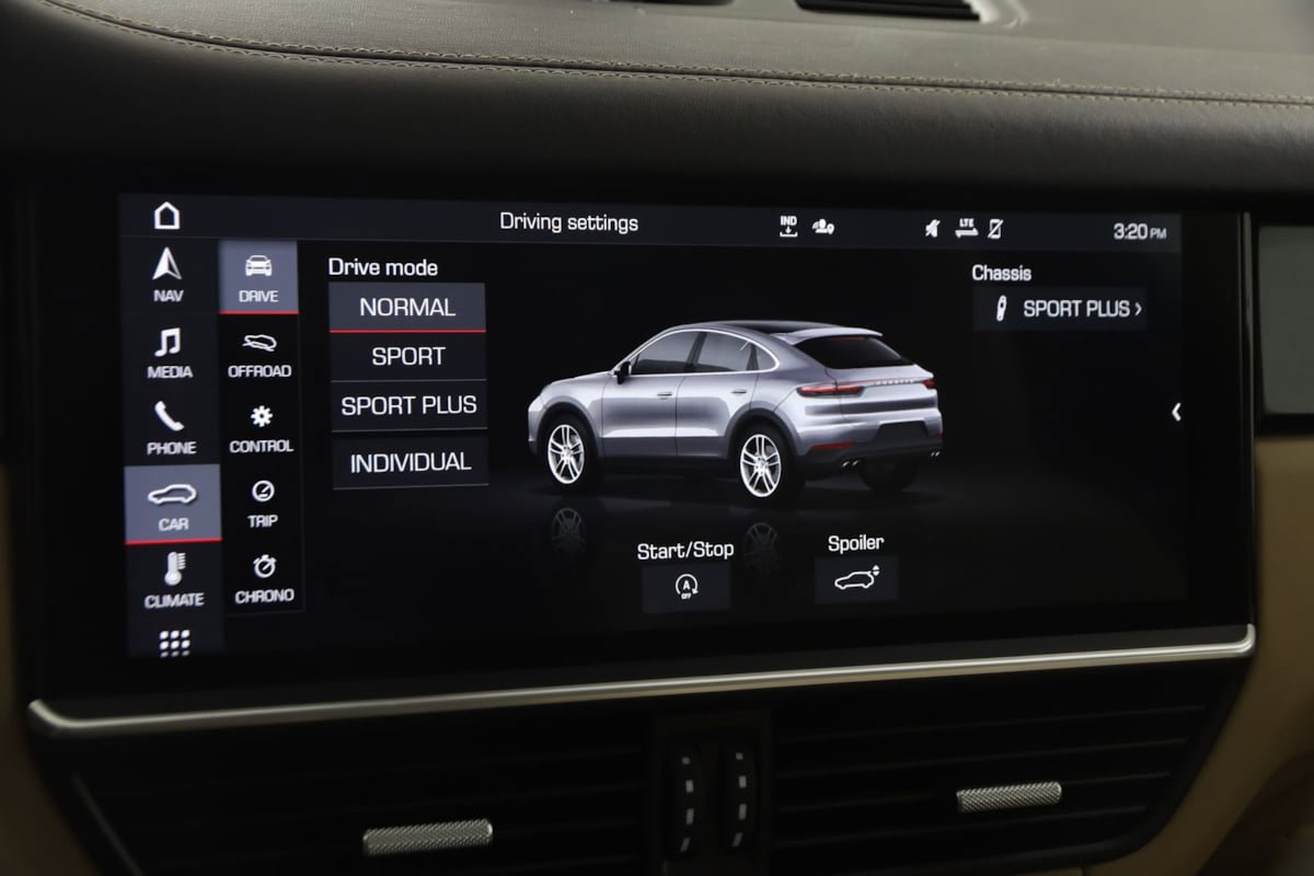 Used 2020 Porsche Cayenne AWD/4WD image 39