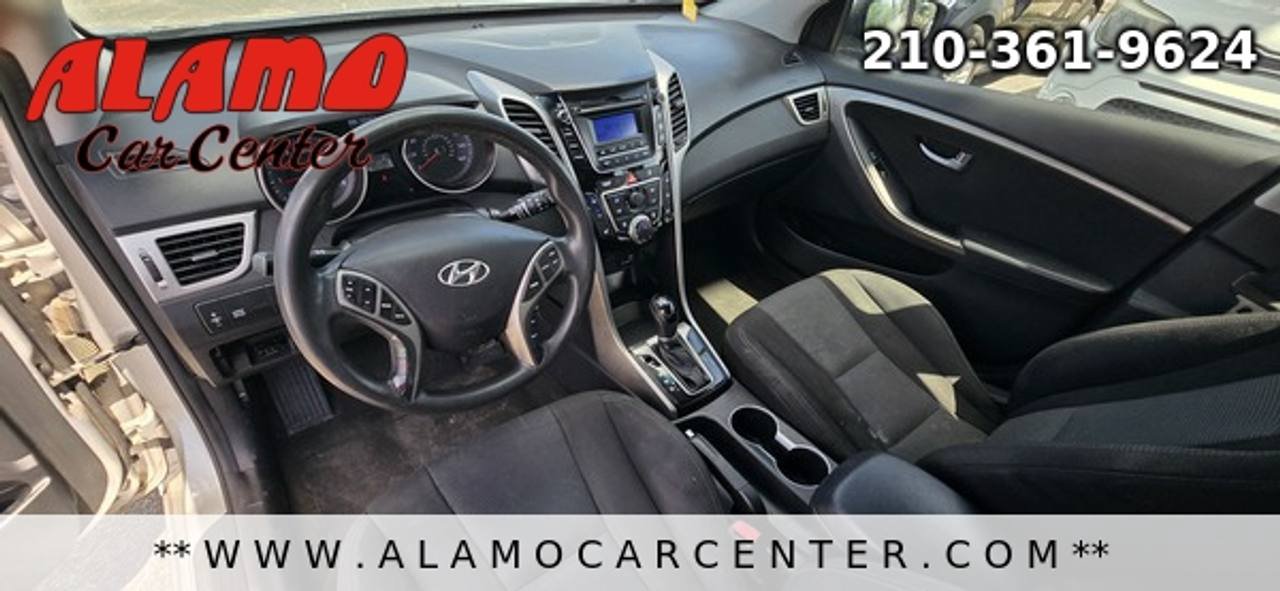 Used 2016 Hyundai Elantra GT FWD image 31