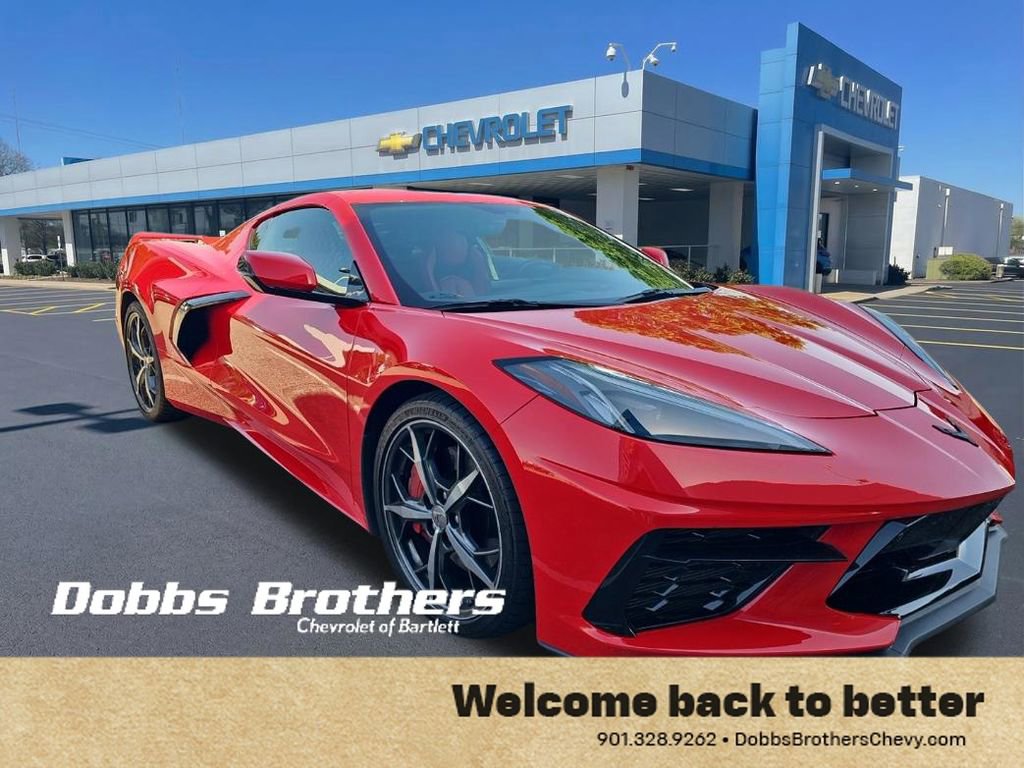 Used 2022 Chevrolet Corvette Stingray Preferred Cpe w/ Z51 Performance Package RWD image 4
