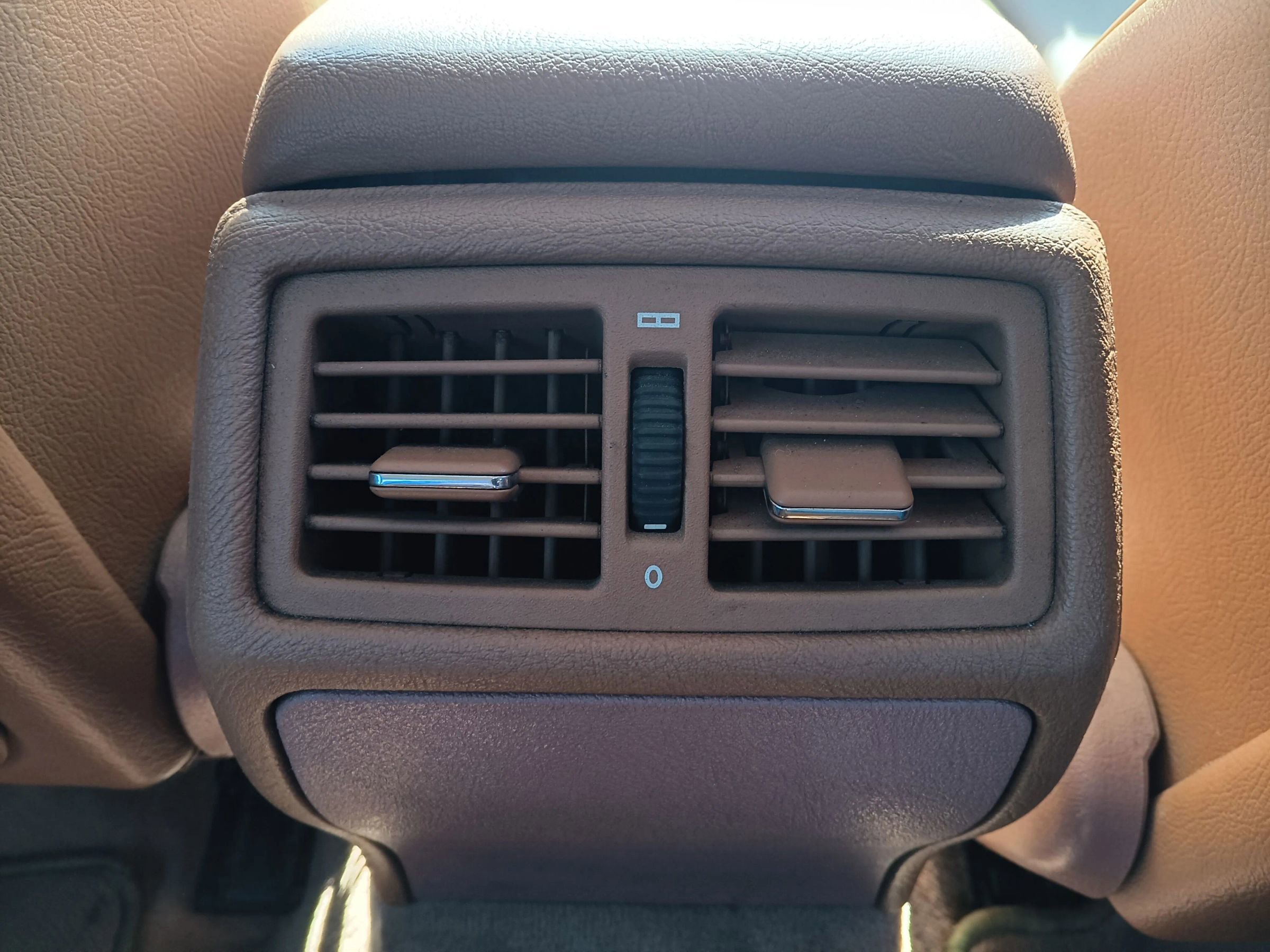 Used 1998 Mercedes-Benz E 320 Sedan image 17