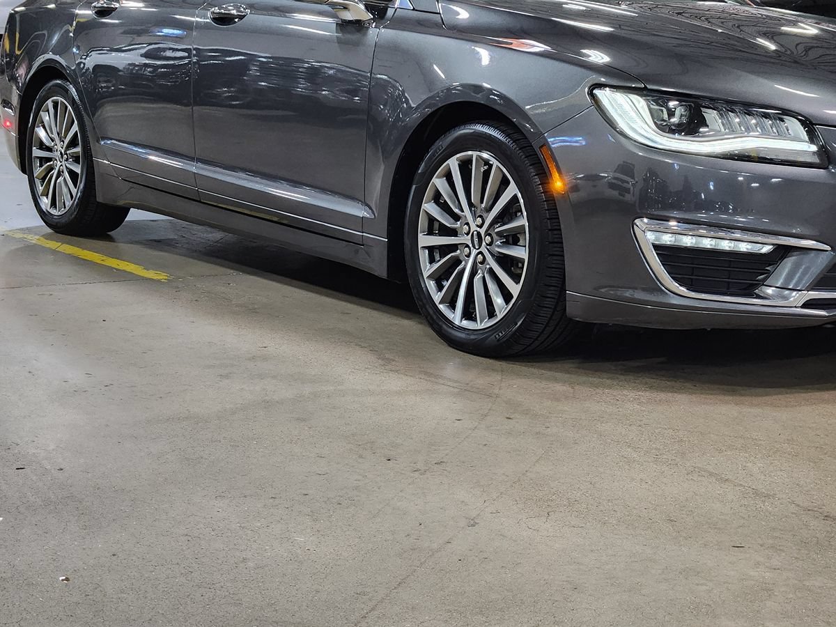 Used 2020 Lincoln MKZ Hybrid w/ Convenience Package FWD image 16