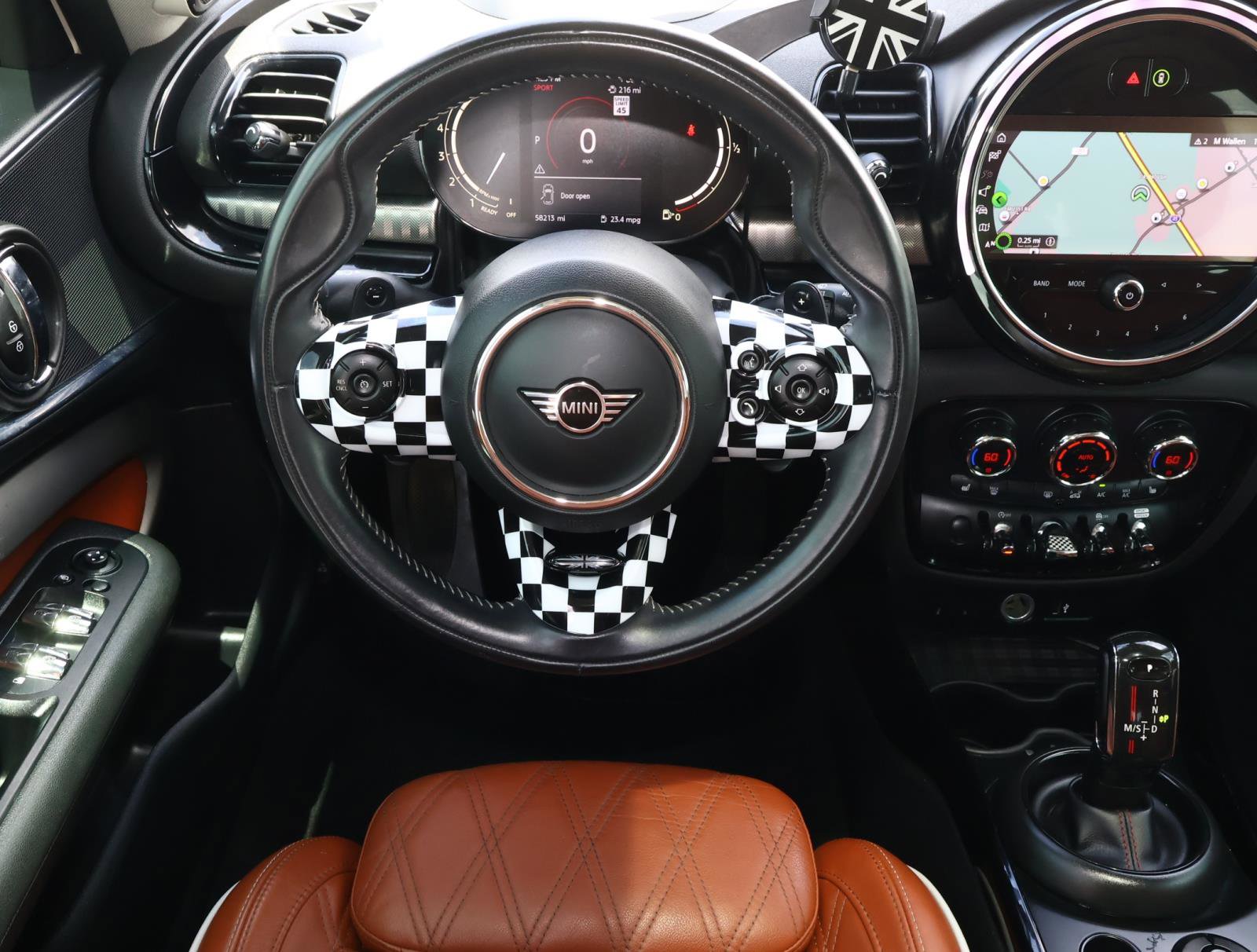 Used 2021 MINI Cooper Clubman S image 9