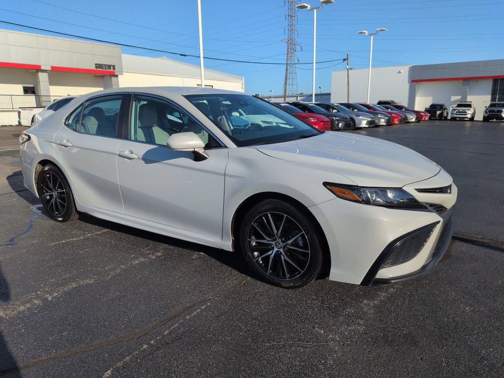 Certified 2024 Toyota Camry SE FWD image 7