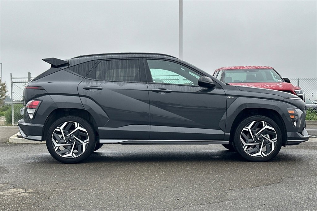 Used 2024 Hyundai Kona N Line image 3