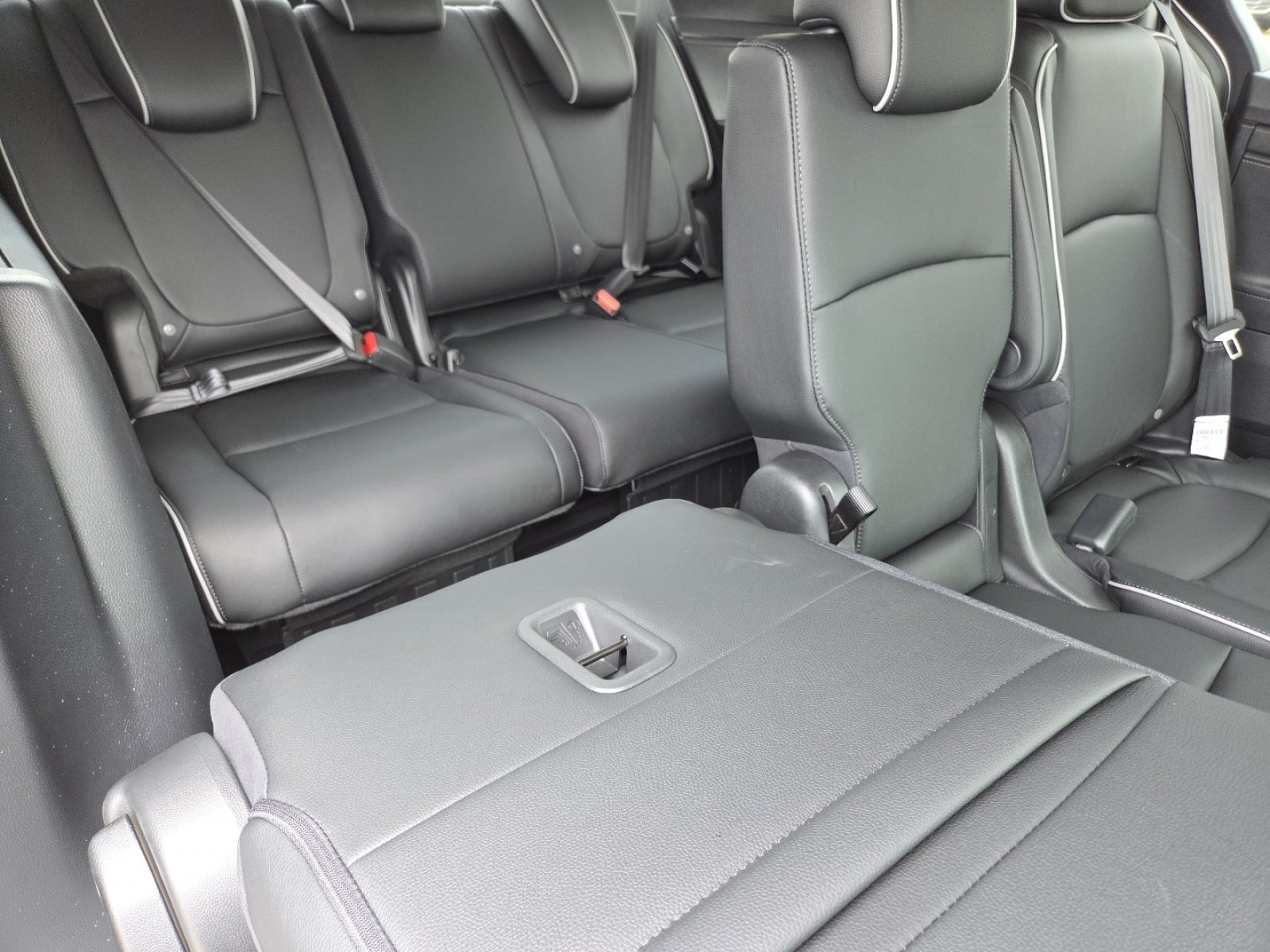 New 2026 Honda Odyssey Touring image 29