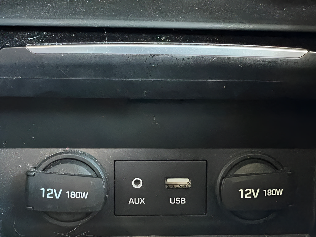 Used 2017 Hyundai Elantra Value Edition FWD image 33
