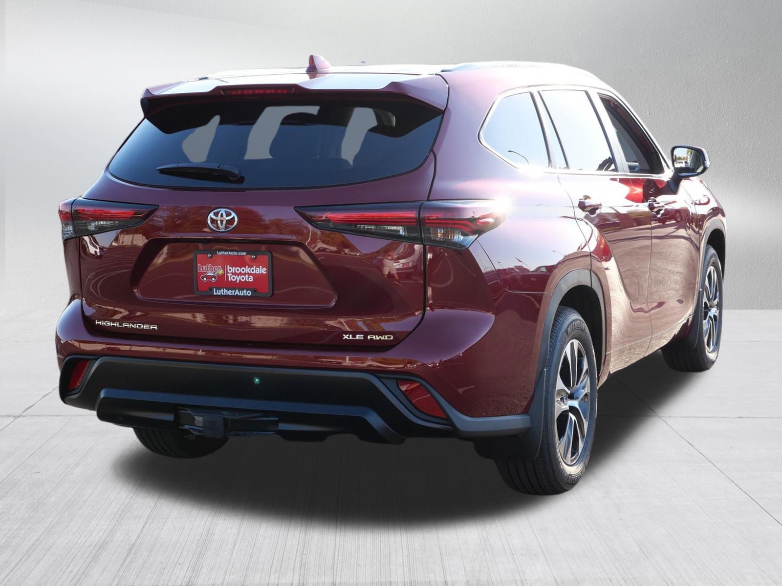 Certified 2026 Toyota Highlander XLE AWD/4WD image 6