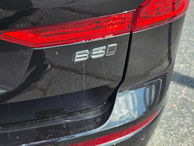 Used 2025 Volvo XC60 B5 Plus AWD/4WD image 14