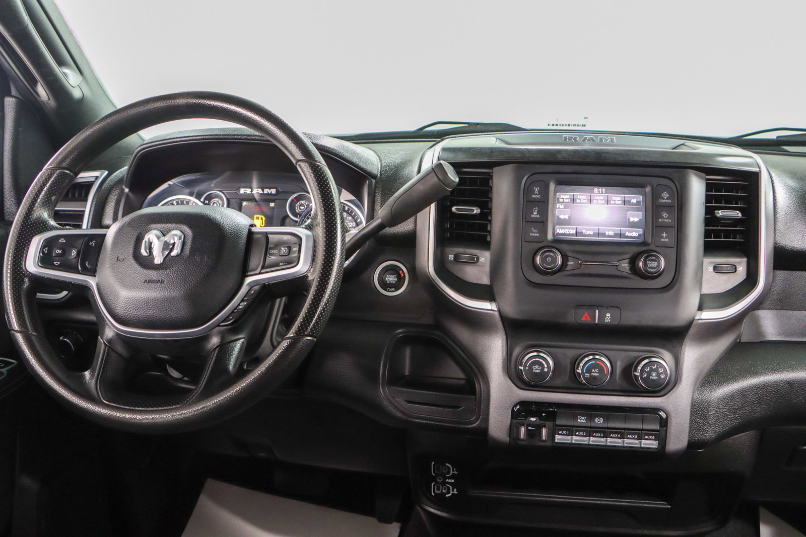 Used 2024 RAM 3500 SLT w/ Quick Order Package 2YG SLT image 17