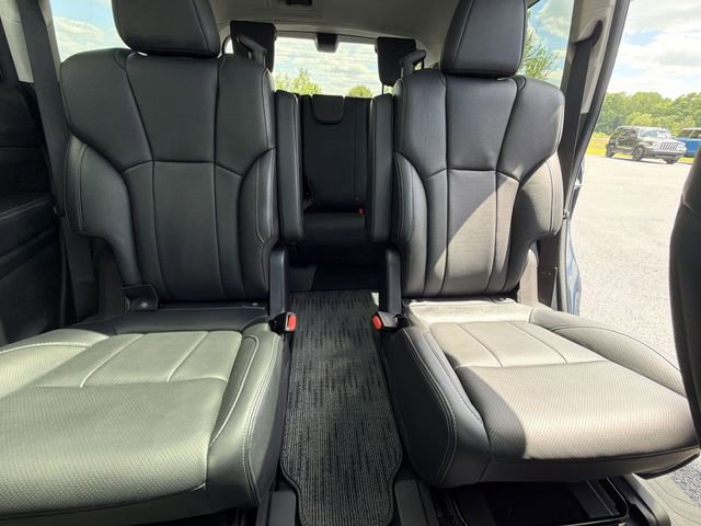 Used 2023 Subaru Ascent Touring AWD/4WD image 14