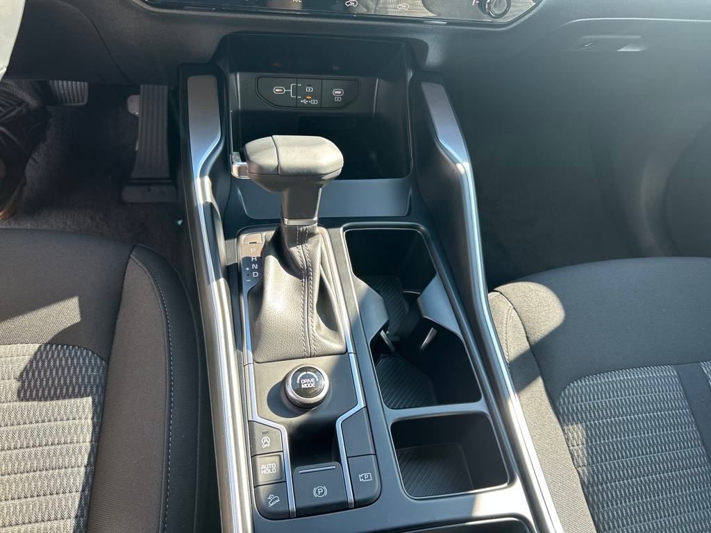 New 2026 Kia Sorento LX FWD image 15