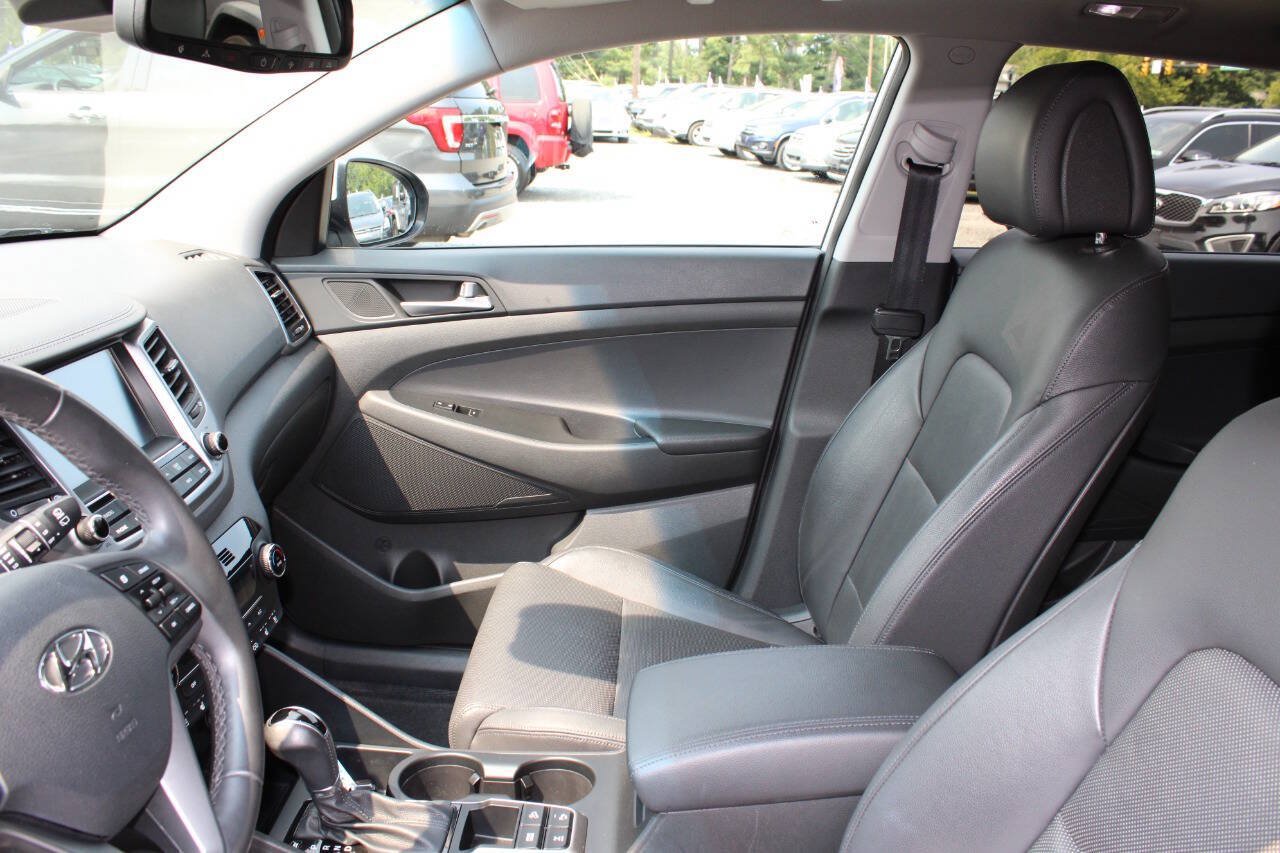 Used 2016 Hyundai Tucson Limited w/ Option Group 03 AWD/4WD image 14