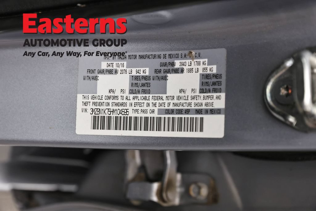 Used 2017 MAZDA MAZDA3 Sport FWD image 34