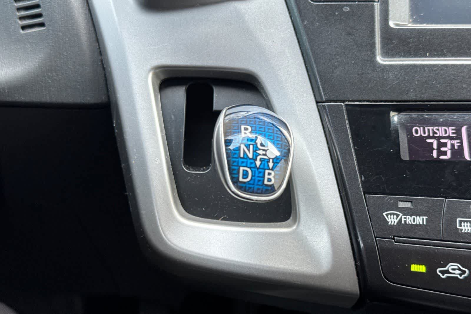 Used 2014 Toyota Prius V Five FWD image 26