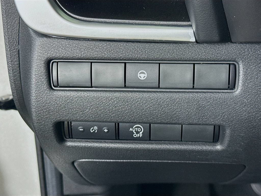 Certified 2023 Nissan Rogue SV AWD/4WD image 18