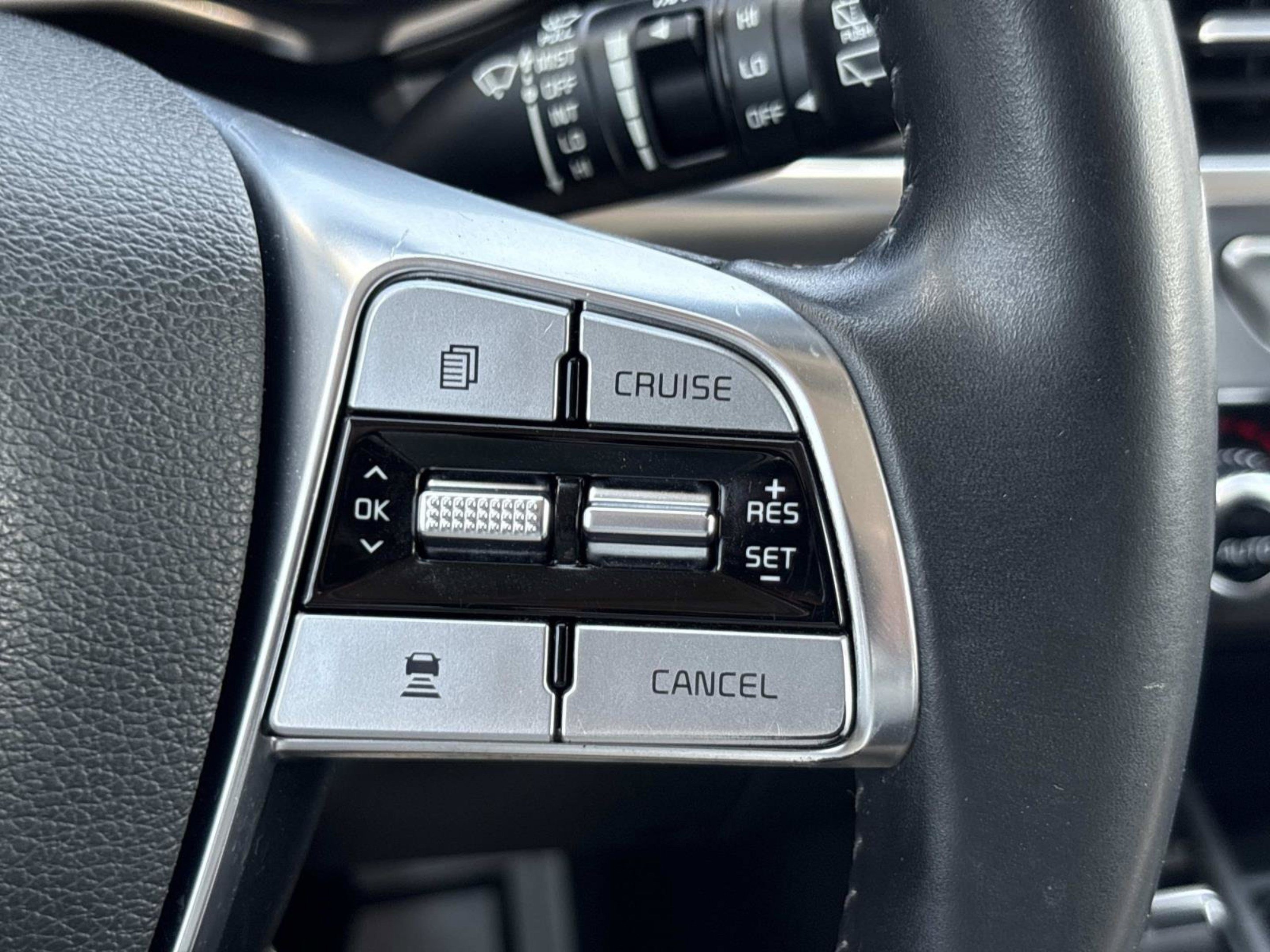 Used 2020 Kia Telluride EX FWD image 27