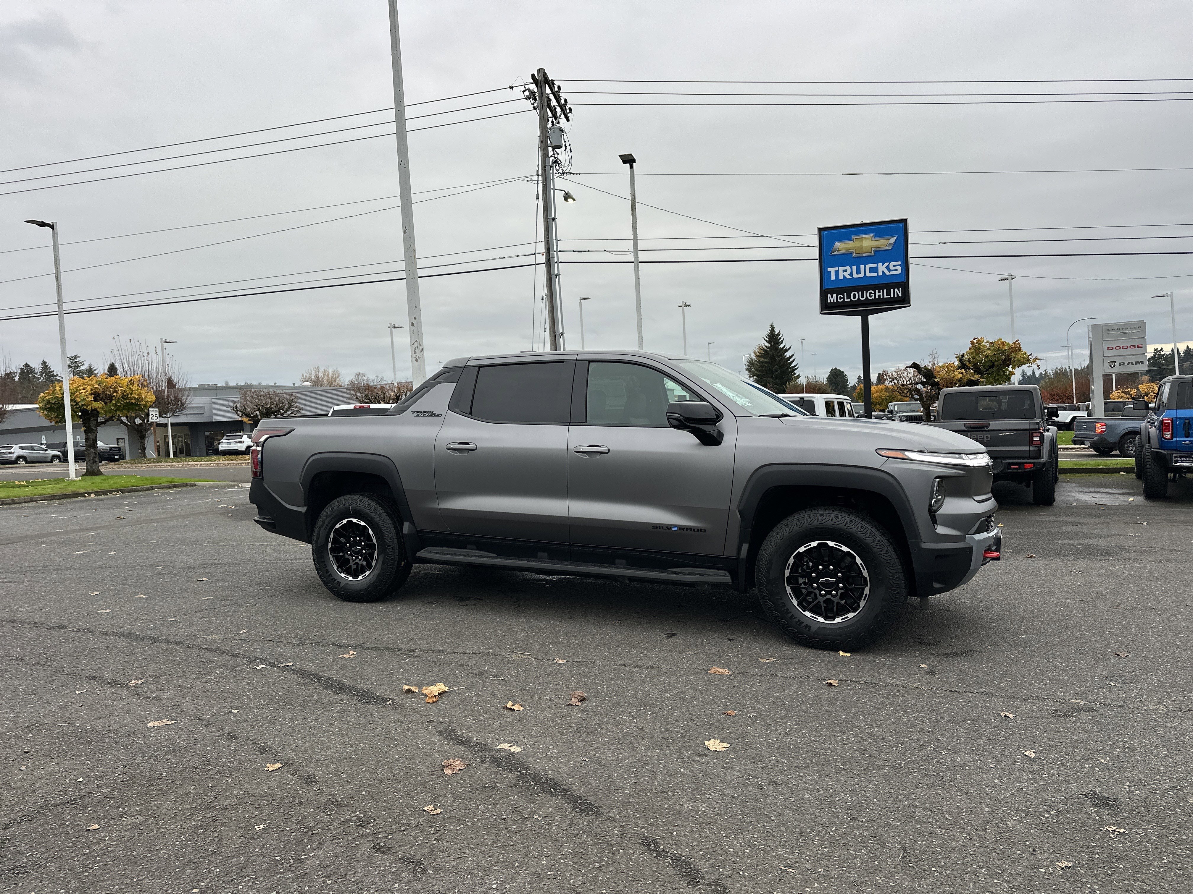 New 2026 Chevrolet Silverado EV Trail Boss w/ Premium Package image 7