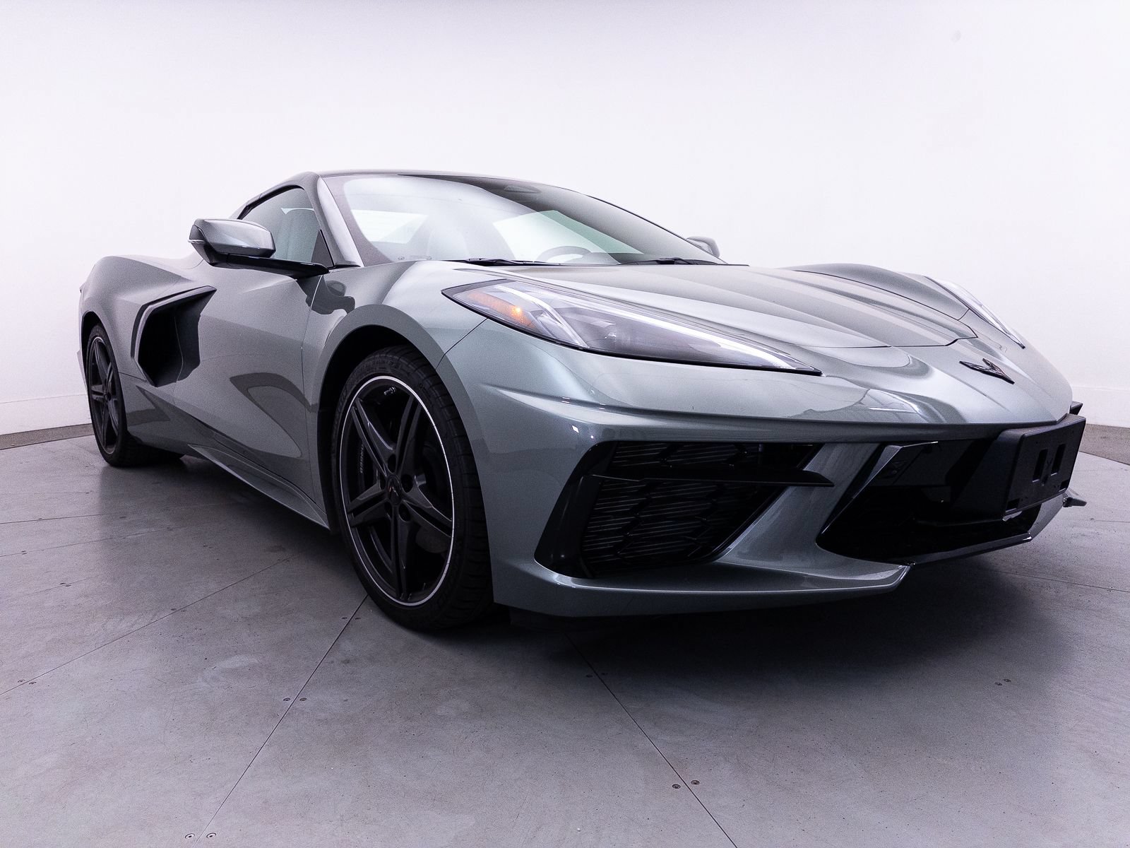 Used 2024 Chevrolet Corvette Stingray Preferred Conv w/ Battery Protection Package RWD image 32