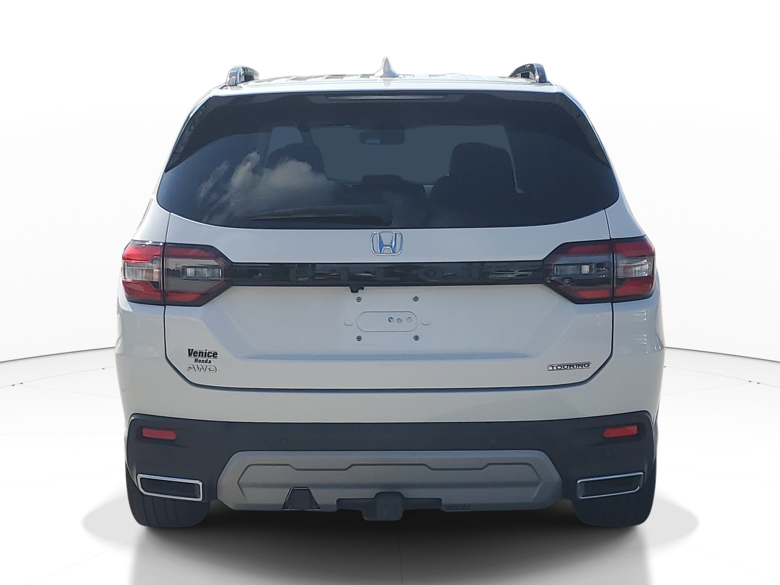 Used 2023 Honda Pilot Touring image 5