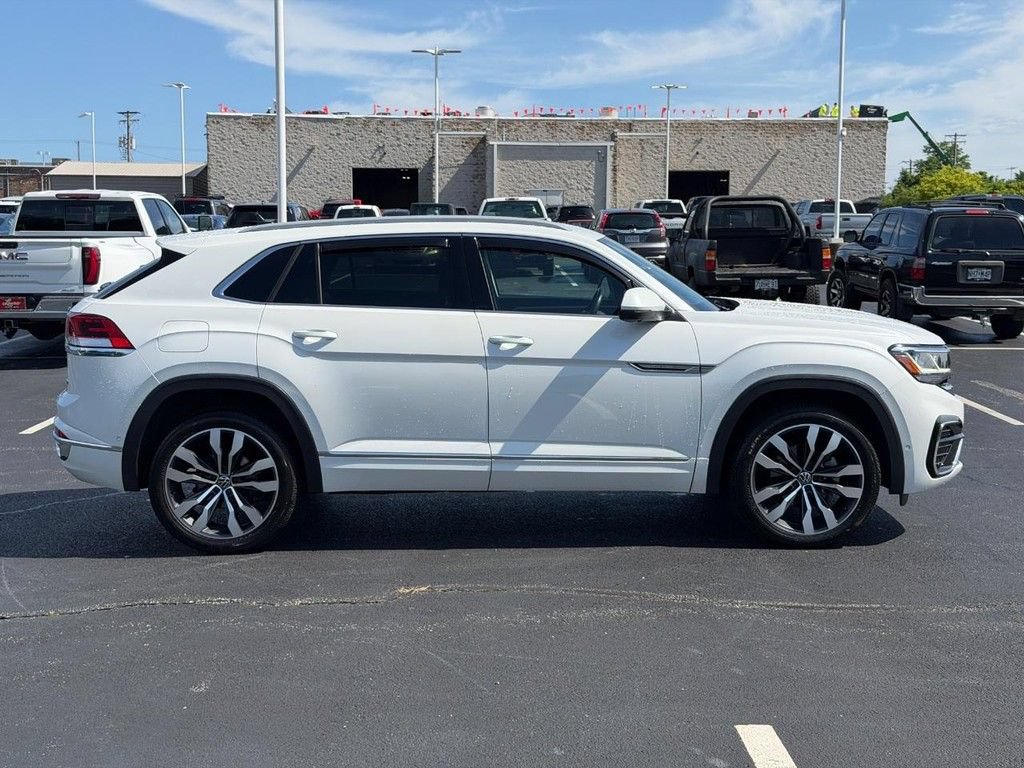 Used 2022 Volkswagen Atlas Cross Sport SEL Premium R-Line AWD/4WD video 2